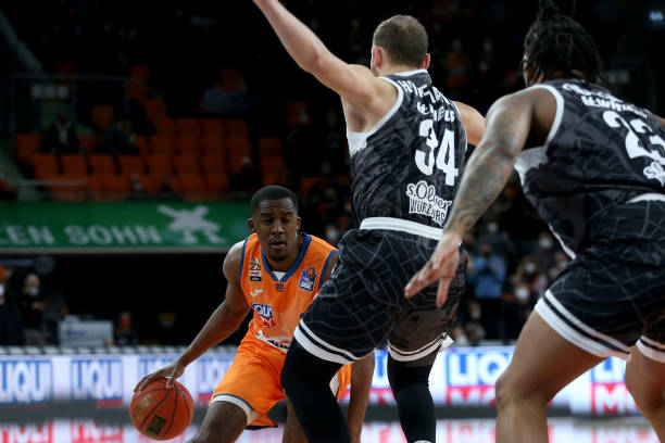 展打下更加 展打下更加